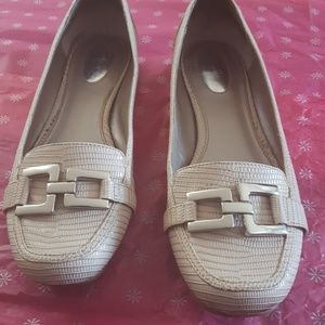 Alfani Step n Flex Beige Flat Shoe
